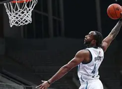 爱游戏APP-独行侠vs雷霆